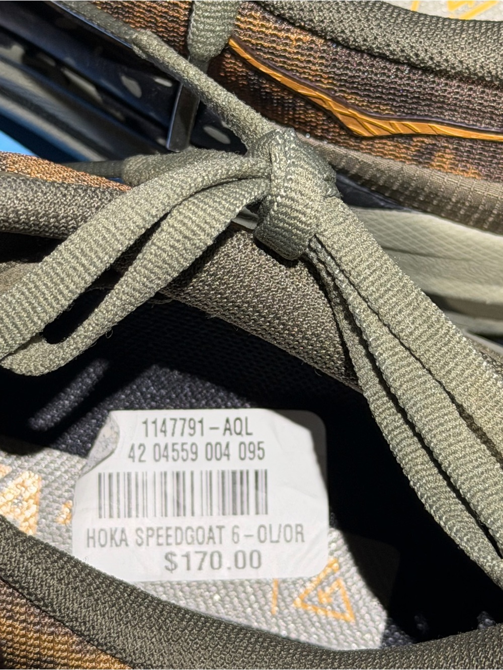 Hoka Men's Trail Runners in Olive Green and Orange 9.5 d - Picture 8 of 9
